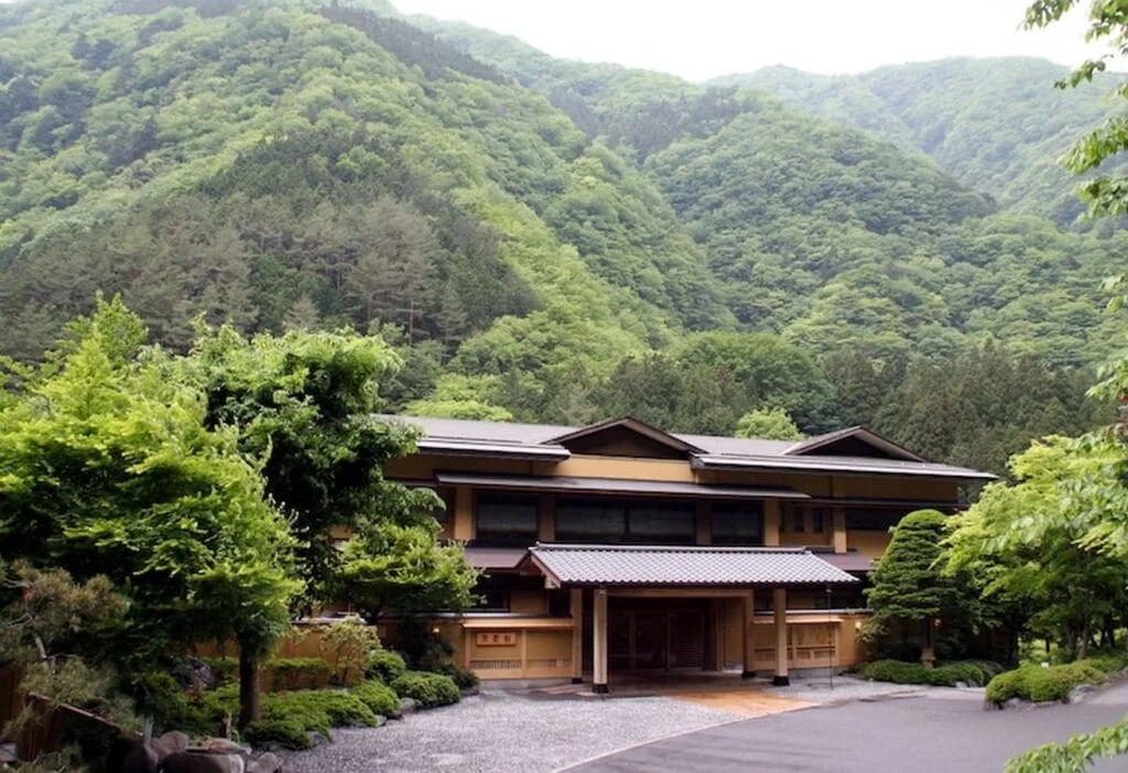 nishiyama-onsen-keiunkan