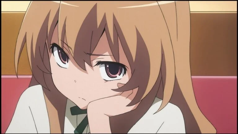 Taiga, l'héroïne de Toradora!, réputée pour ses insultes