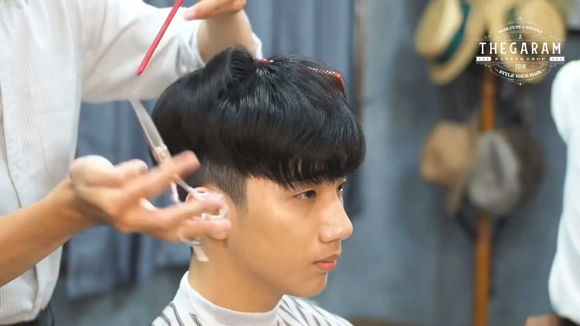 La coupe de cheveux "two blocks"