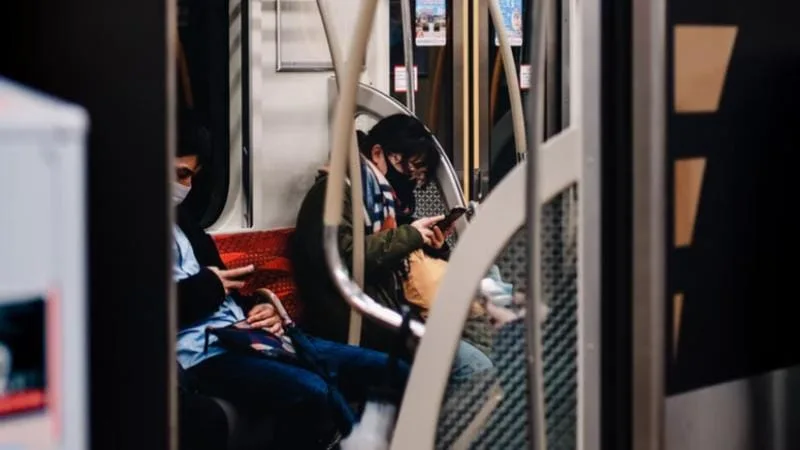 Telephone-Japonais-Metro