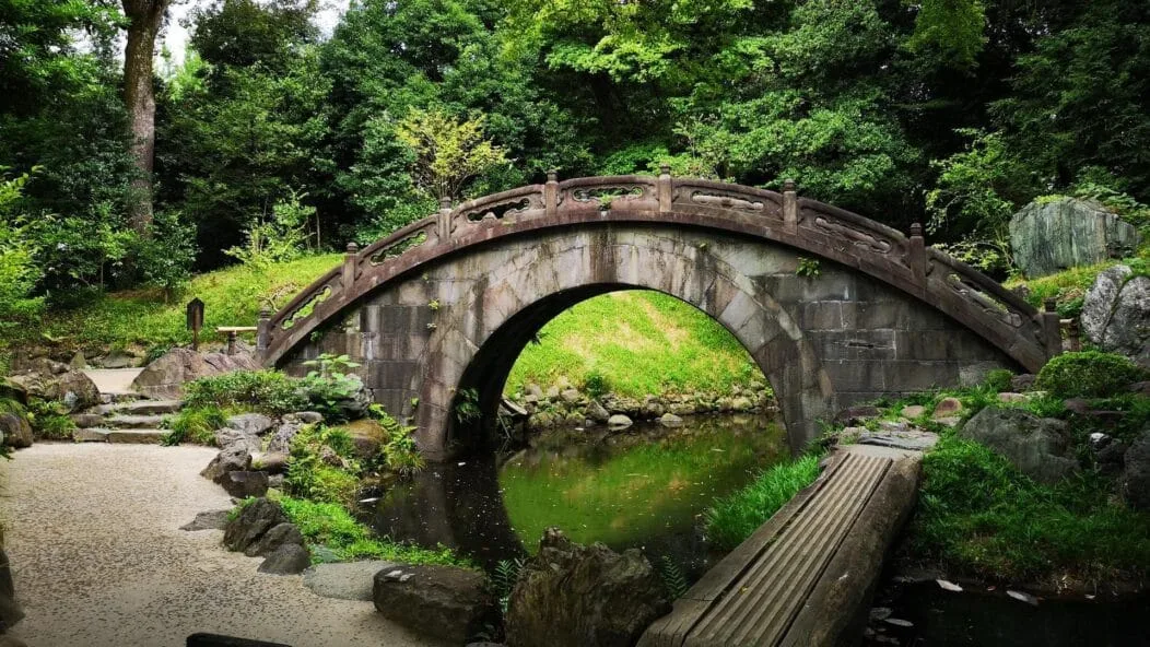 Koishikawa-Korakuen-pont