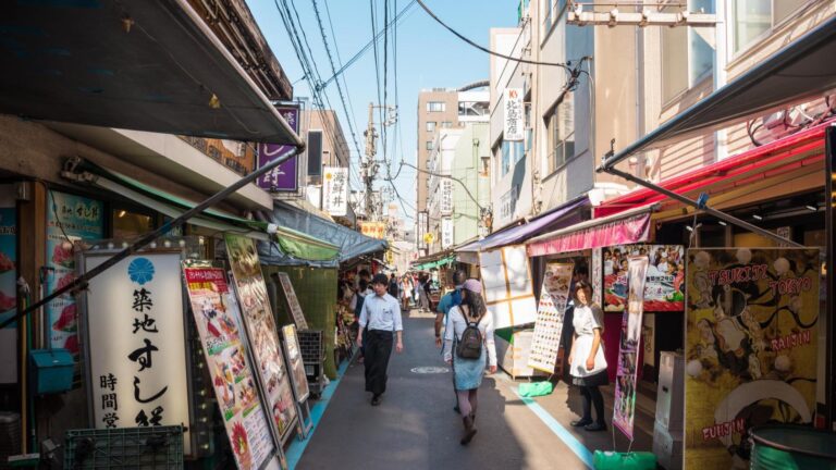 marche-exterieur-de-tsukiji
