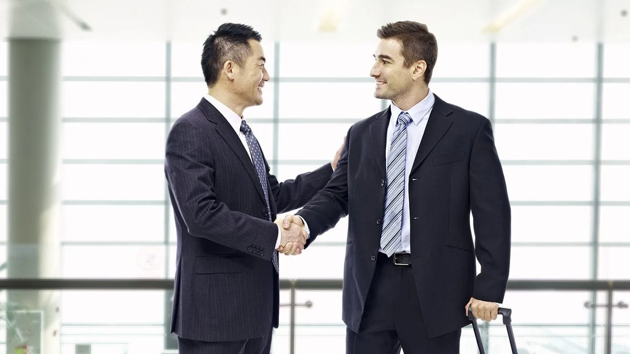 Japonais etranger poignee de main