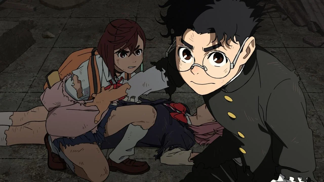 Momo et Okarun dans l'épisode 7 de Dandadan